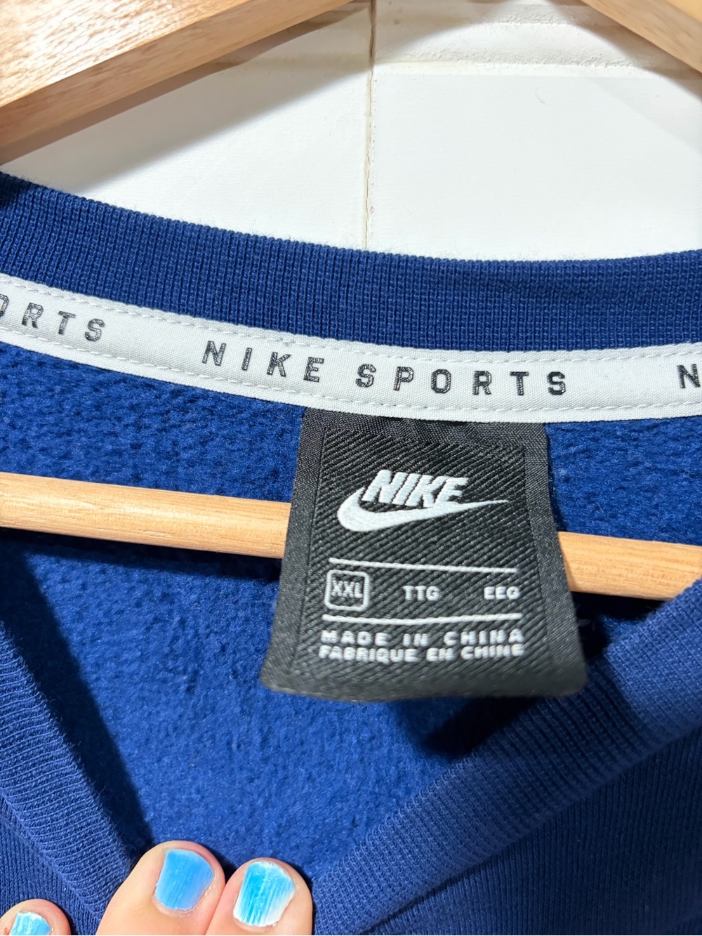 Nike Women’s Navy, White & Red Chevron Crewneck Sweater - Picture 2 of 4